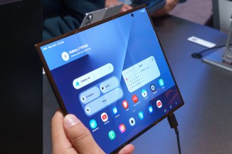 Tough to hold with one hand and use with the other