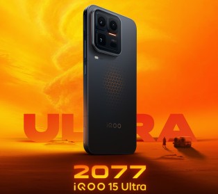 The iQOO 15 Ultra has two shoulder triggers on its right frame