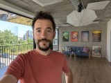 Selfies comparison: Pixel 11 - 21mm, f/2.2, ISO 44, 1/250s (3648x2736px) - News 26 09 Google Pixel 11 vs. 11 Pro review